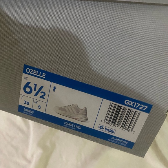 Adidas - Picture 4 of 4